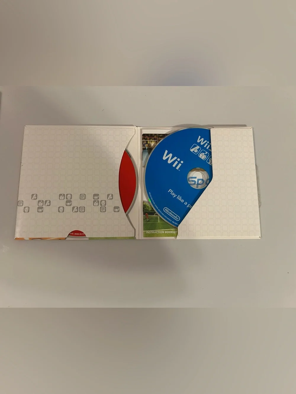 Wii Sports Wii Fit Plus & Netflix Streaming Disc Bundle UNTESTED Scratched Discs